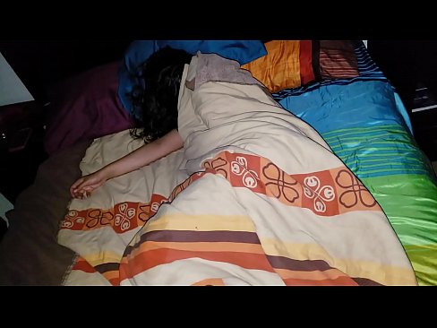 ❤️ Semeordea bere amaorde gazteari errieta egiten dio lo egiten duen bitartean. ❌ Azal bideoa %eu.eviewporn-com.ruan